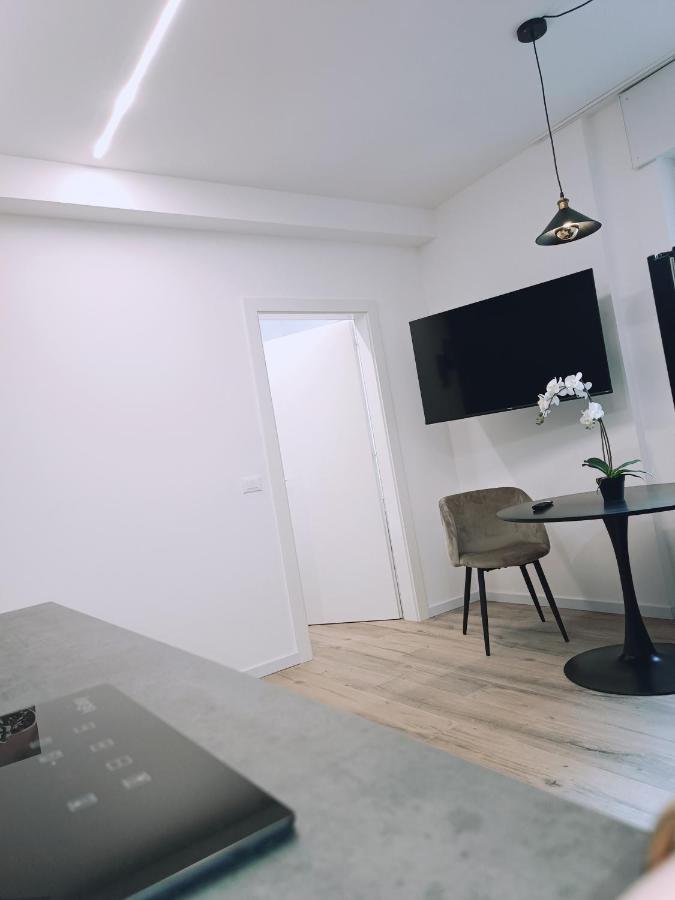 Apartment Teatro Больцано Экстерьер фото